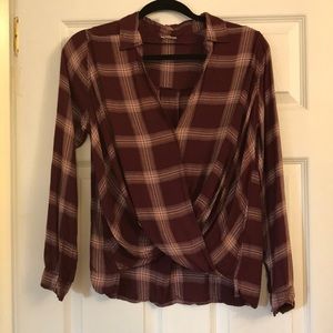 Hollister Collared Cross front plaid shirt